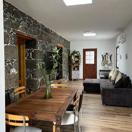 Con Bano Adaptado Y Piscina En Mogán